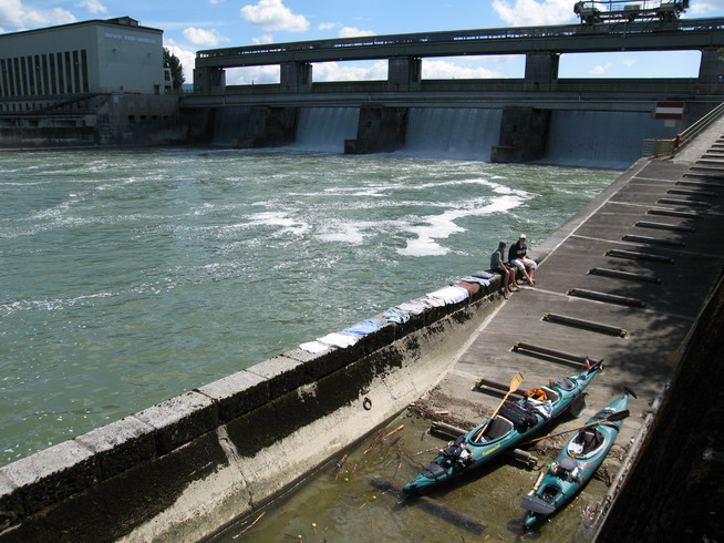 Rhein100.JPG
