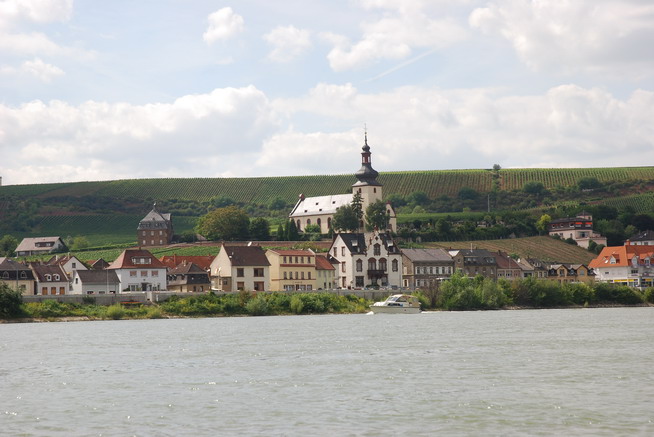 Rhein125.JPG