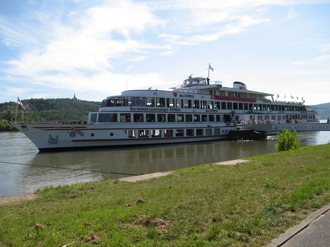 Rhein143.JPG