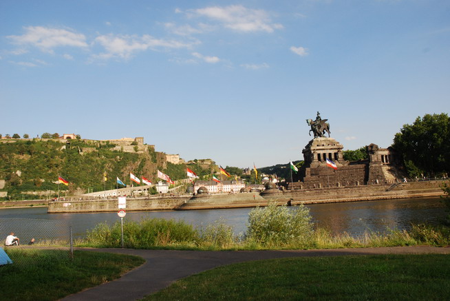 Rhein195.JPG